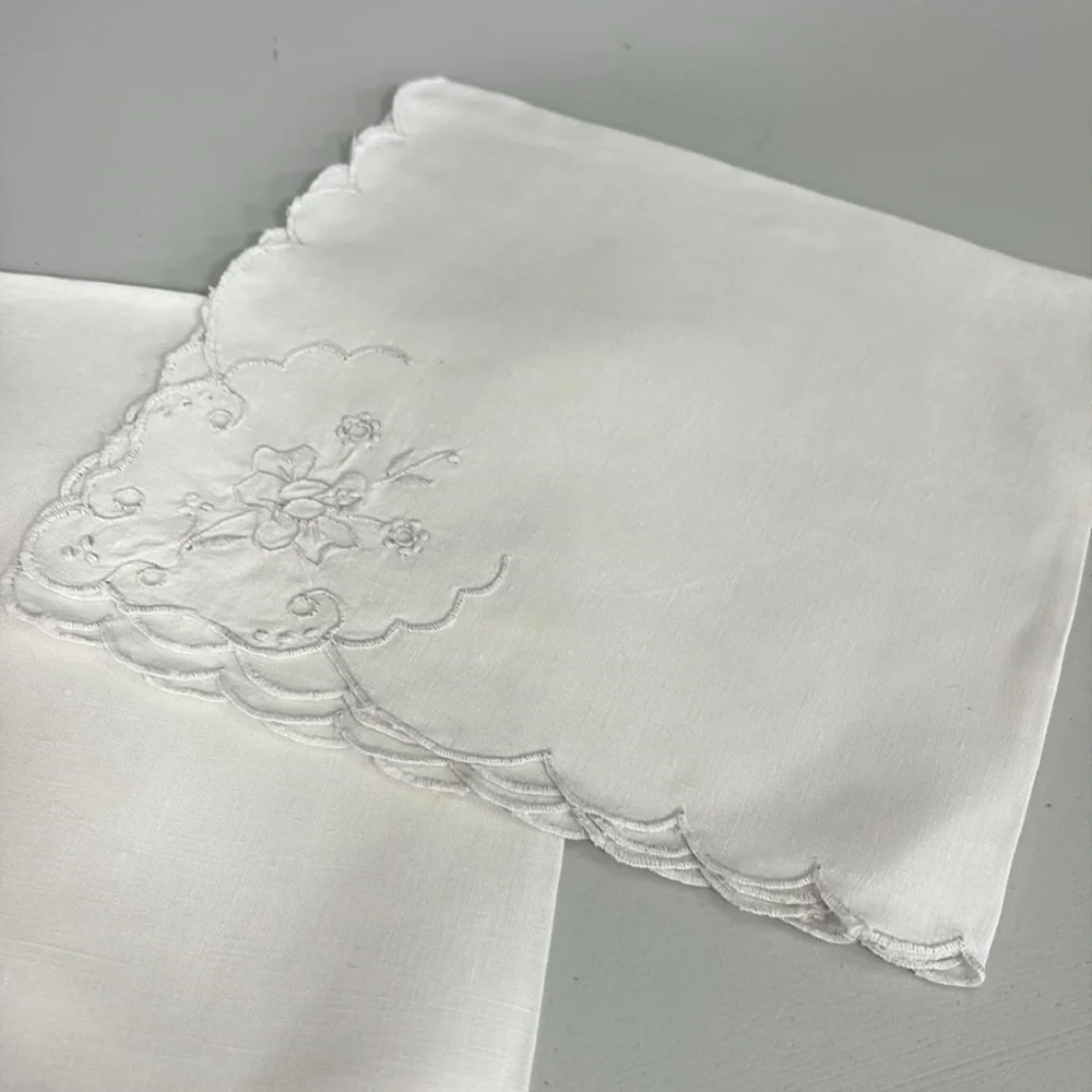 Elegant White Embroidered napkin Set with cut outs